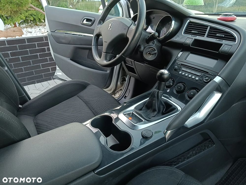 Peugeot 3008 1.6 Style - 11