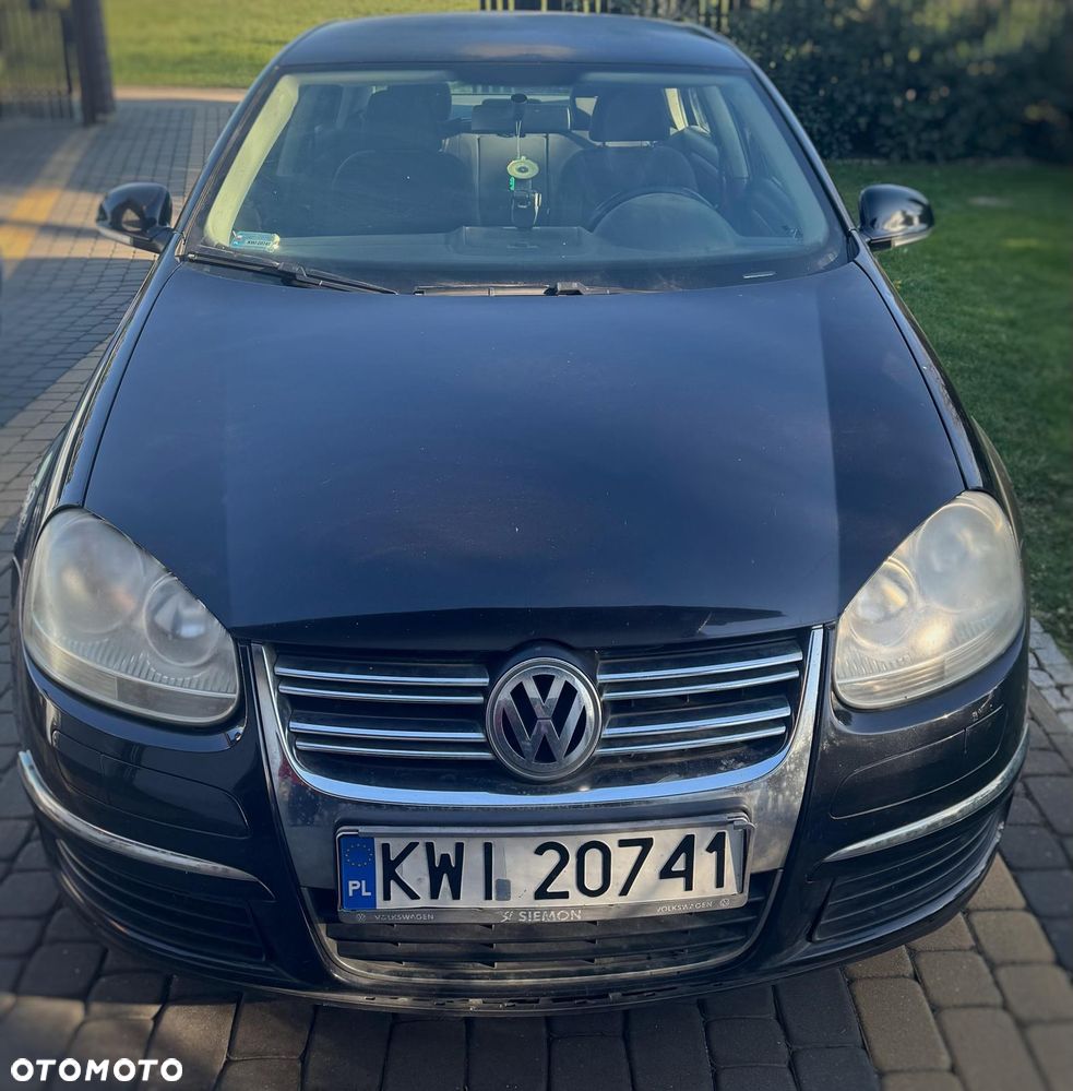 Volkswagen Jetta 1.9 TDI DPF Comfortline - 3