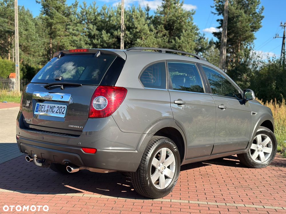 Chevrolet Captiva - 37