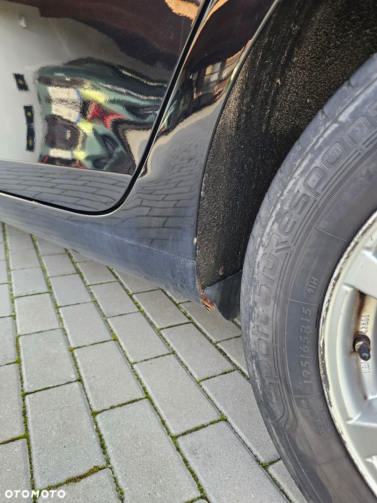 Volkswagen Golf V 1.6 Trendline - 19