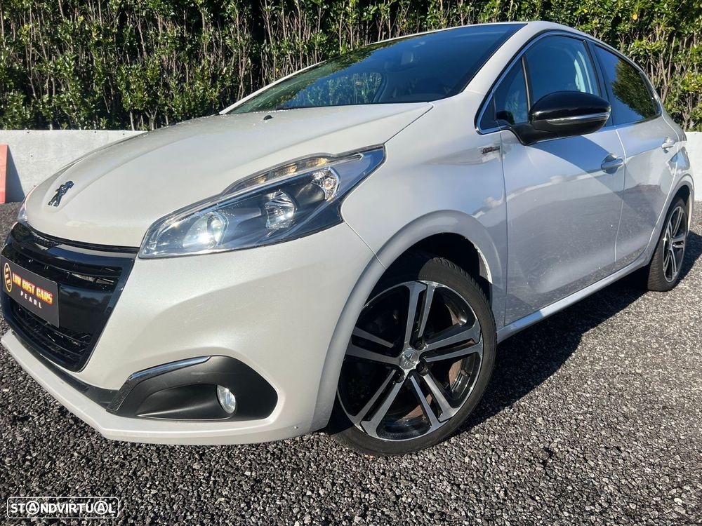 Peugeot 208 1.2 PureTech GT Line - 33