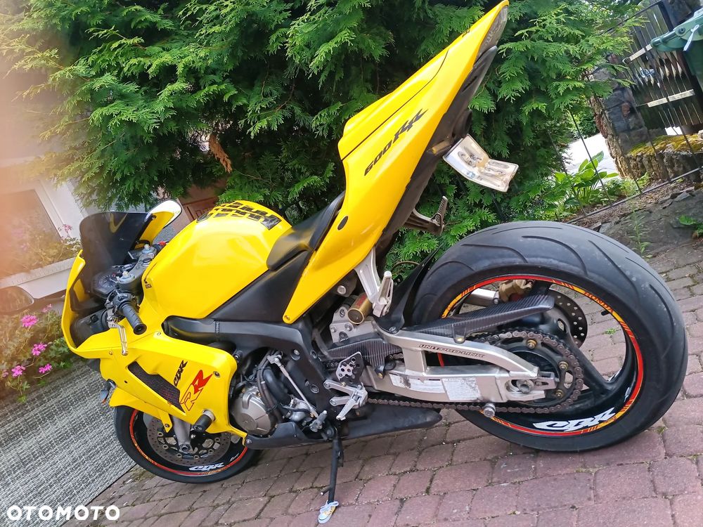 Honda CBR - 7
