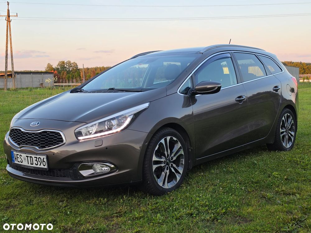 Kia Ceed 1.6 CRDi 128 Platinum Edition - 10