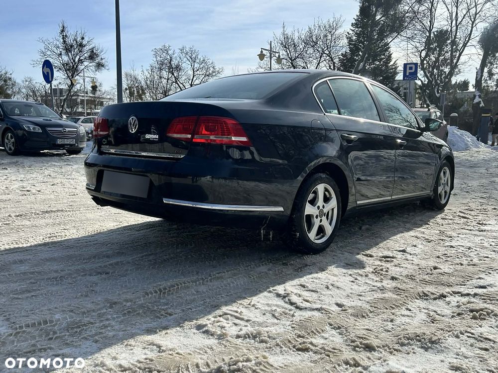 Volkswagen Passat 1.4 TSI BMT Trendline - 4
