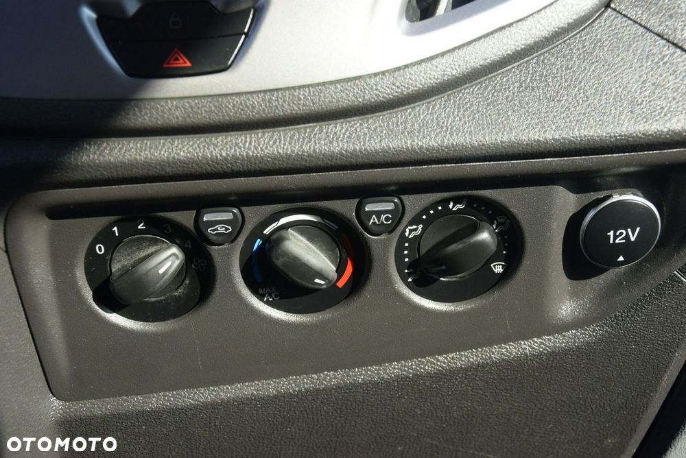 Ford Transit - 39
