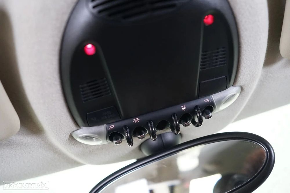 MINI 3 Portas One D - 27