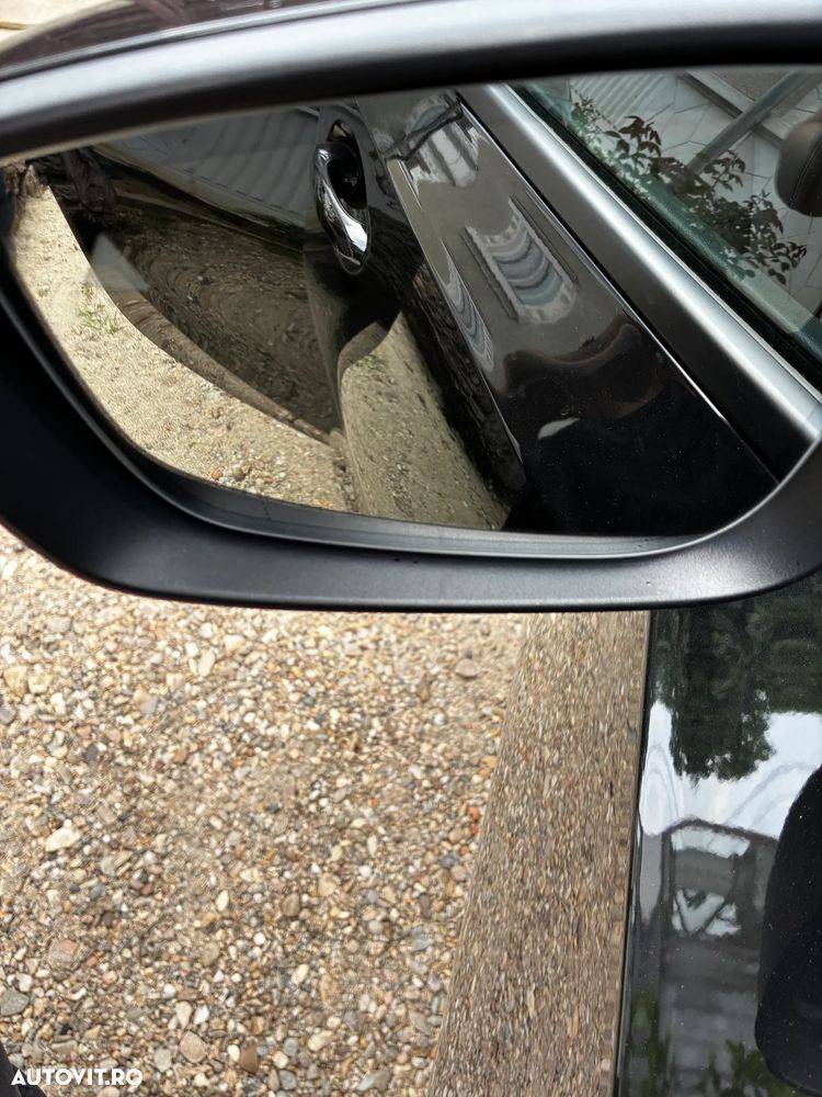 BMW Seria 3 320e Aut. Luxury Line - 24