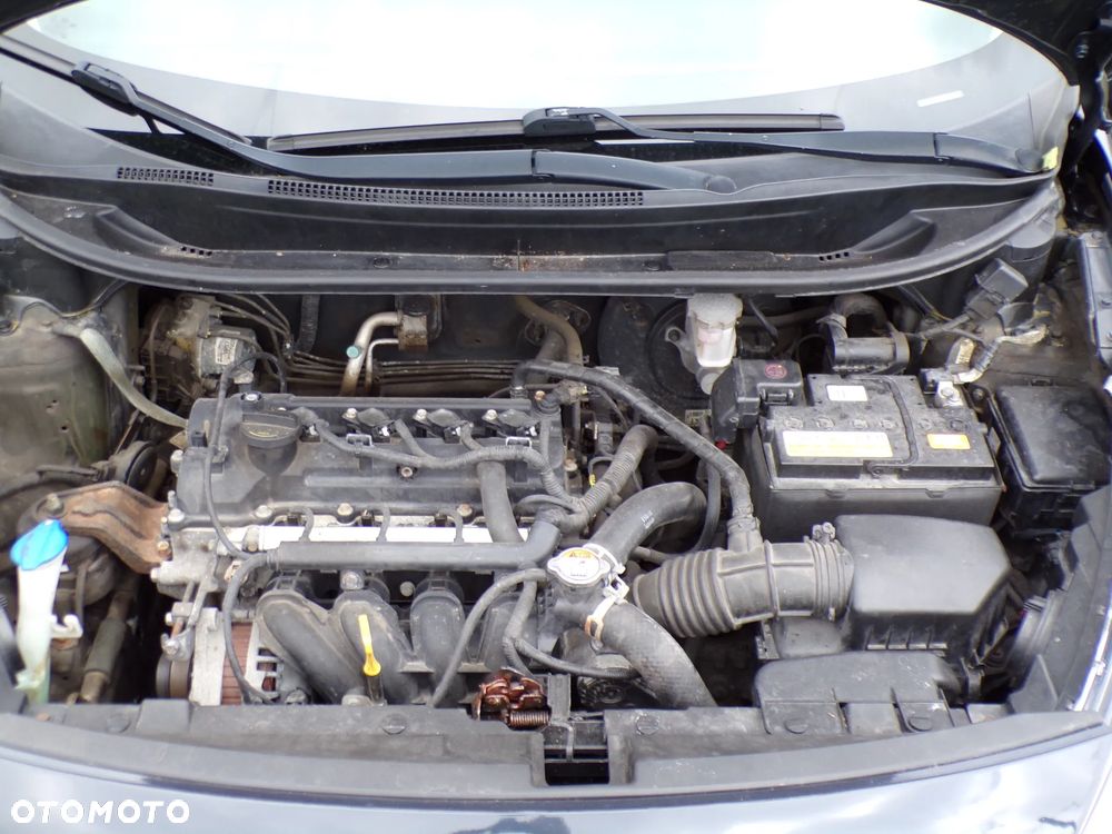 Kia Rio 1.2 Dream Team Edition - 28