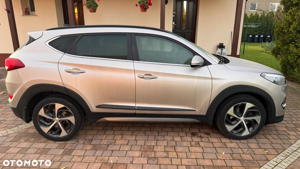 Hyundai Tucson 2.0 CRDI Tour de Pologne 4WD - 2