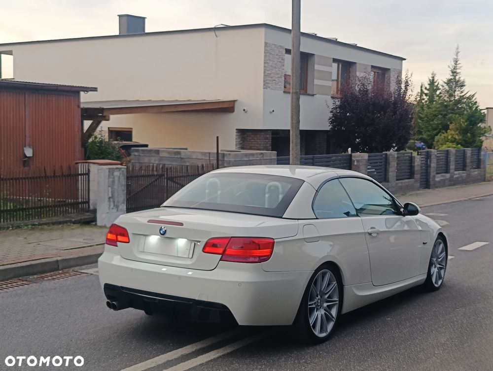 BMW Seria 3 330d DPF Cabrio - 3