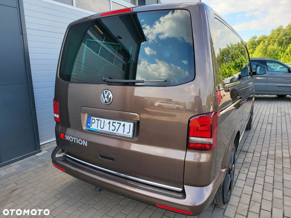 Volkswagen Multivan - 13