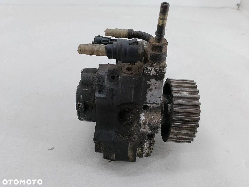 POMPA WTRYSKOWA IVECO DAILY III ( 00-06 ) 2.3 HPI - 2