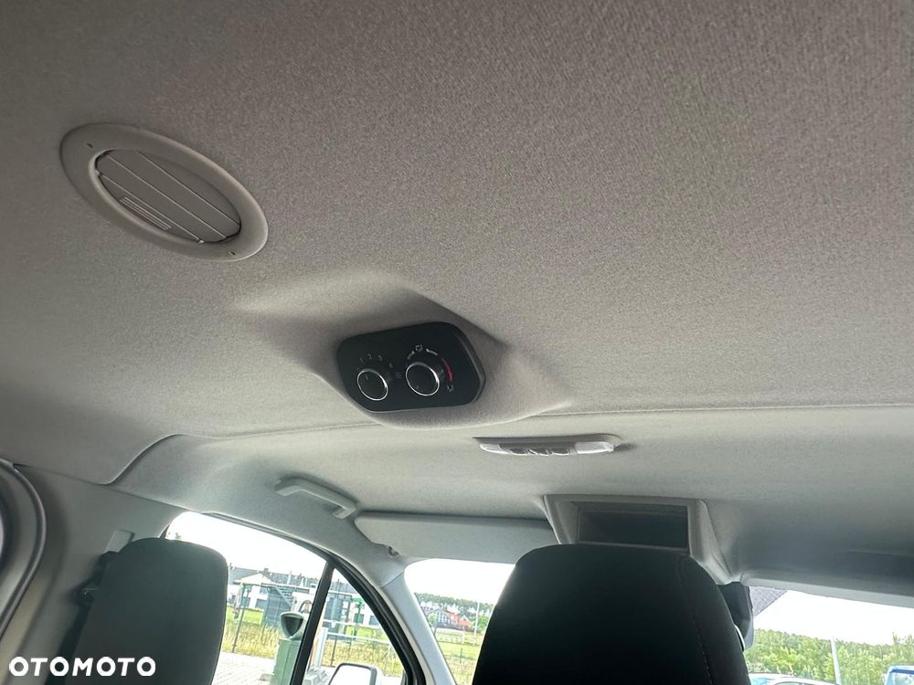 Ford Transit Custom Kombi 320 L2H1 Trend - 19