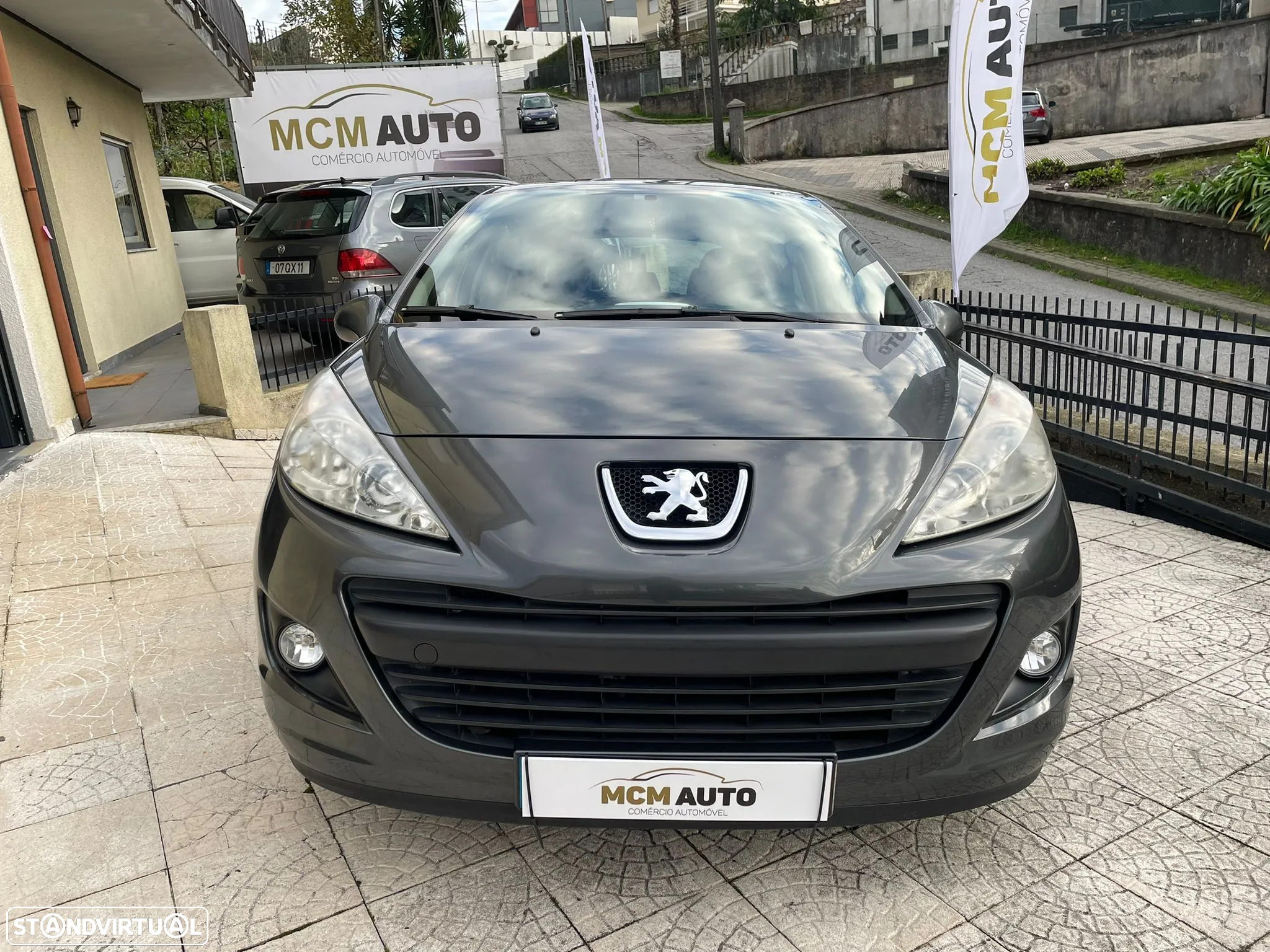 Peugeot 207 1.4 16V Active - 9