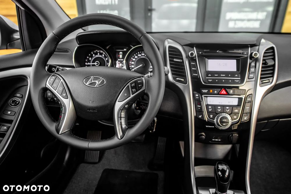 Hyundai i30 1.6 Automatik Trend - 23