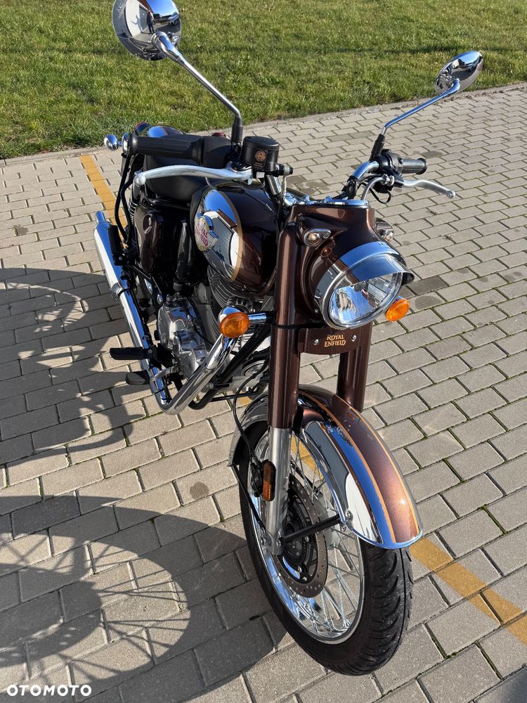 Royal Enfield Classic - 2
