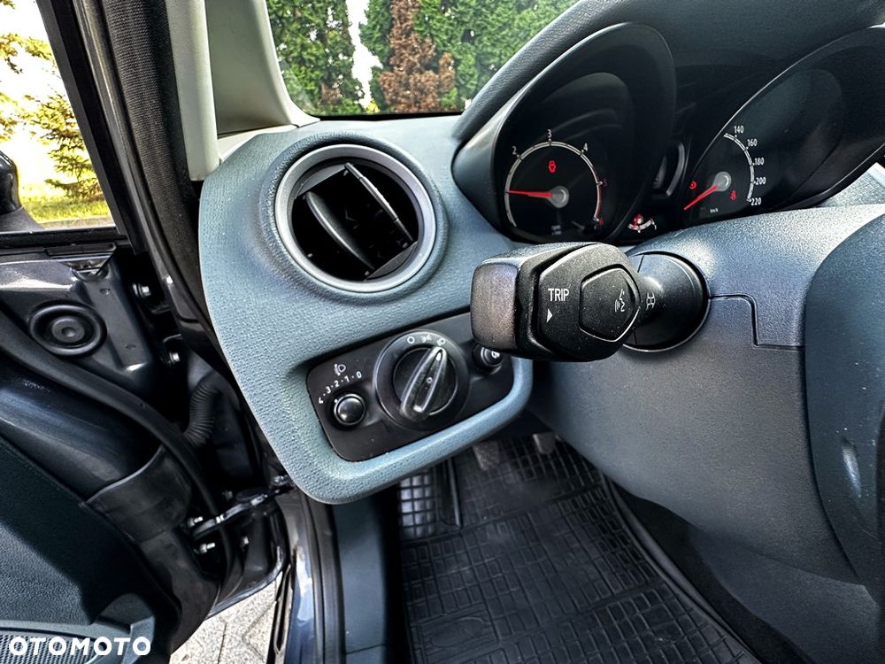 Ford Fiesta 1.6 TDCi DPF Gold X - 23