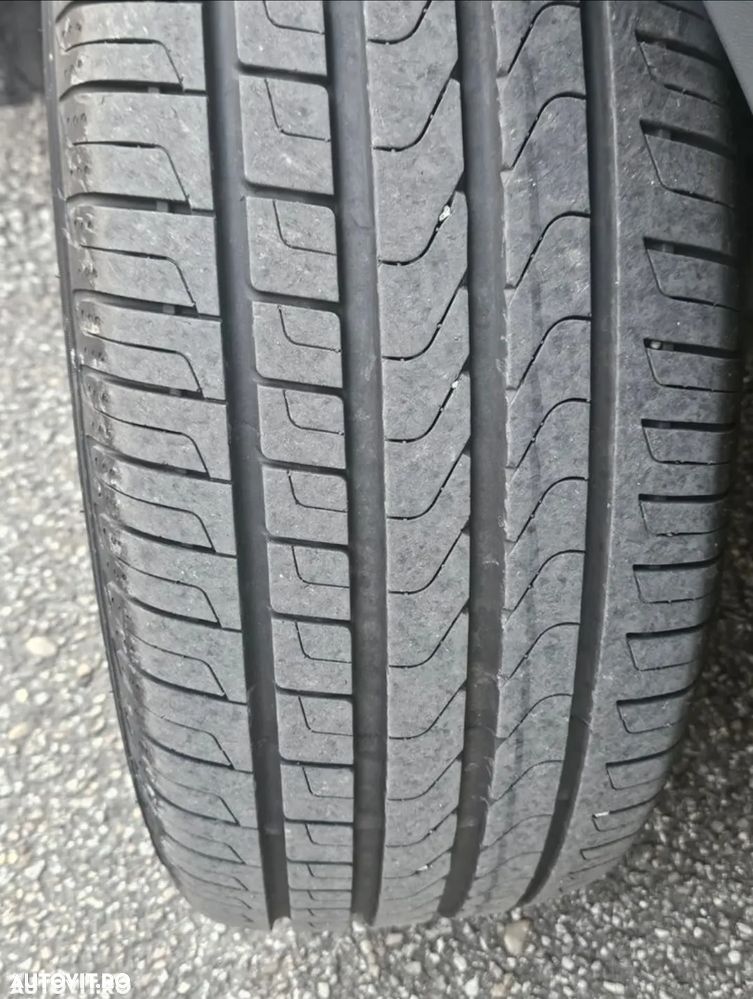 Volkswagen Tiguan - 16