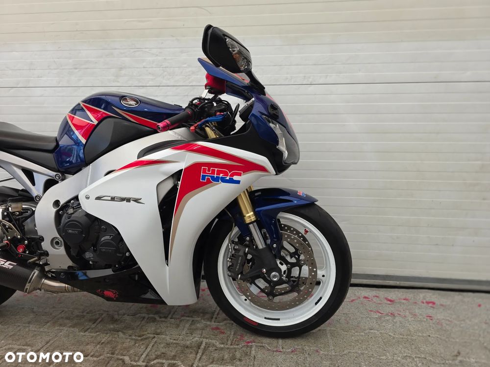 Honda CBR - 9
