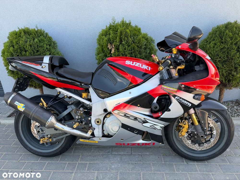 Suzuki GSX-R - 1
