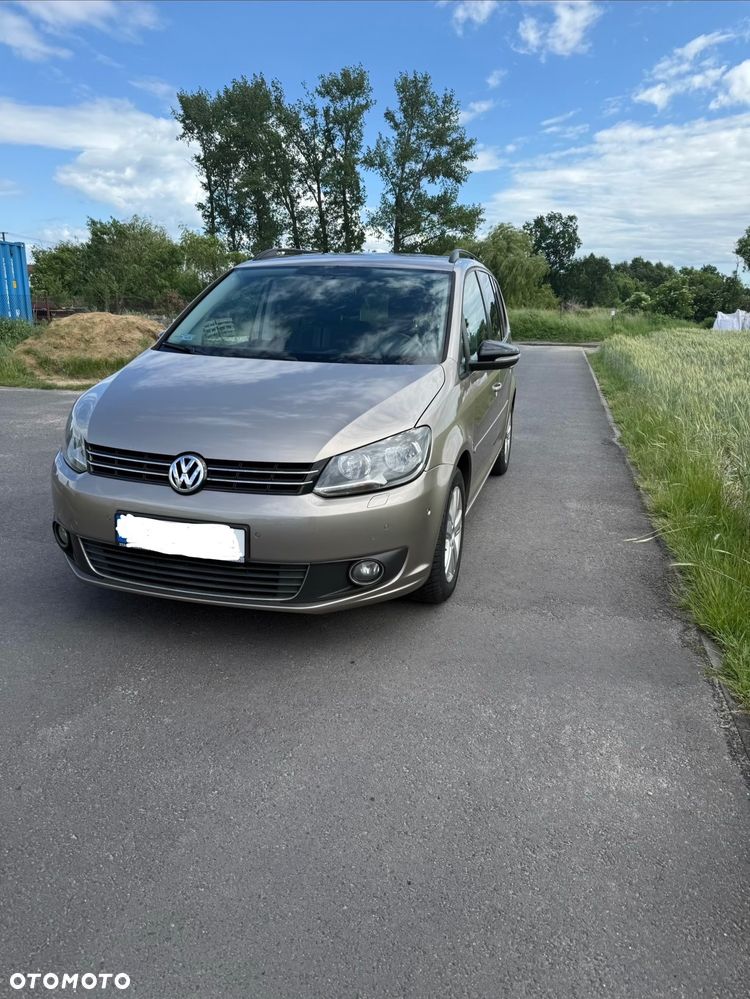 Volkswagen Touran 2.0 TDI DPF BlueMotion Technology MATCH - 2