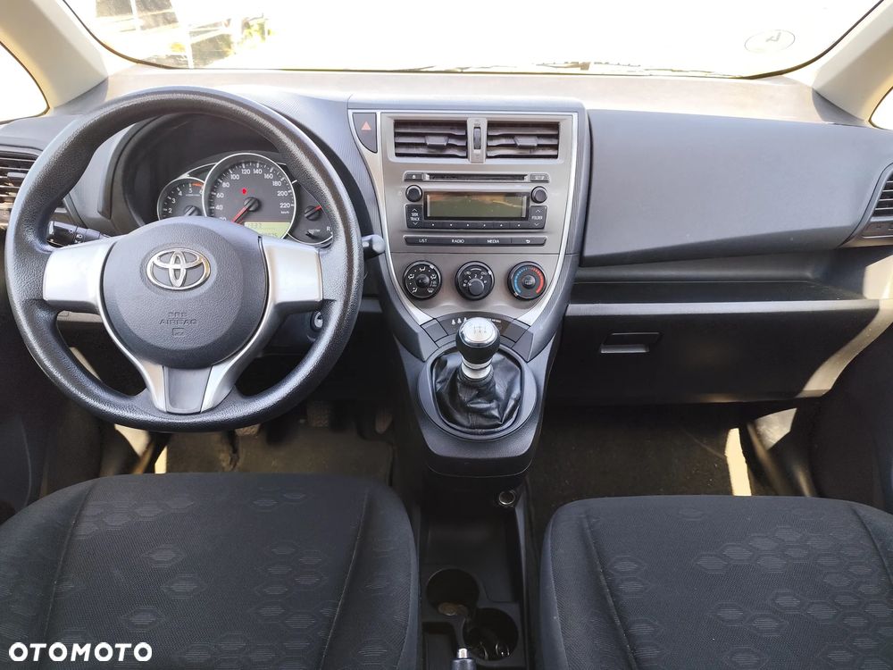 Toyota Verso S 1.4 D-4D Cool - 9