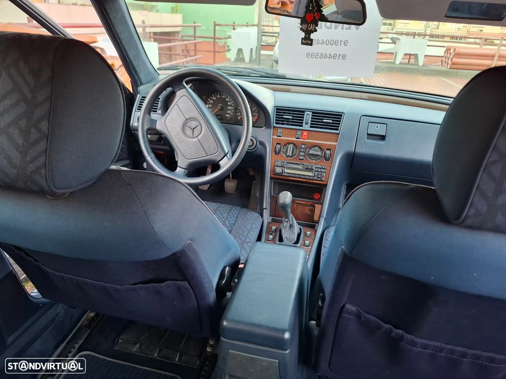 Mercedes-Benz C 180 Elegance - 10