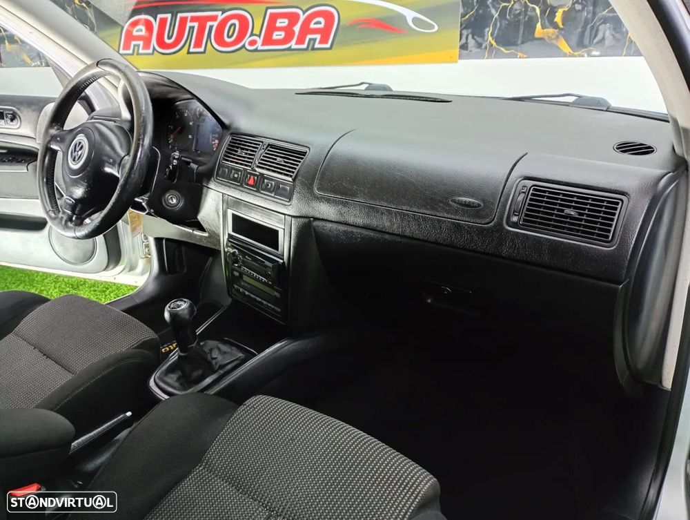 VW Golf Variant - 22