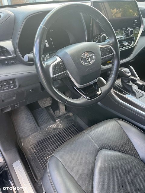 Toyota Highlander 2.5 Hybrid Executive - 7