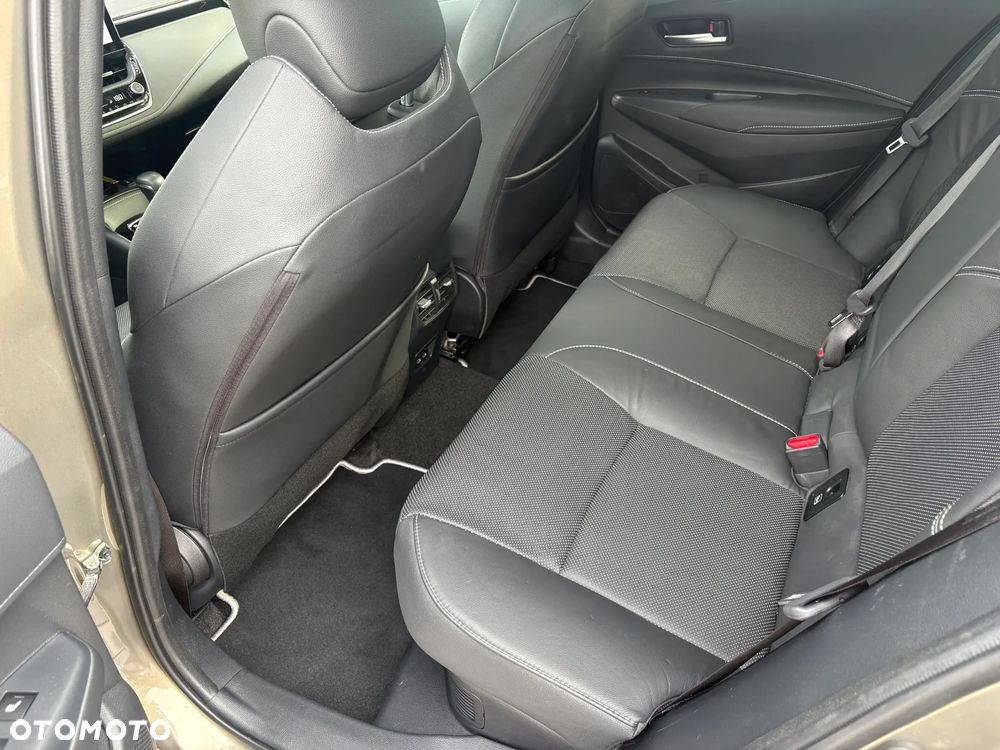 Toyota Corolla - 15