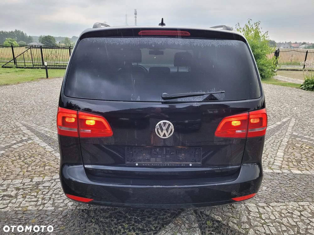 Volkswagen Touran 2.0 TDI DPF MATCH - 31