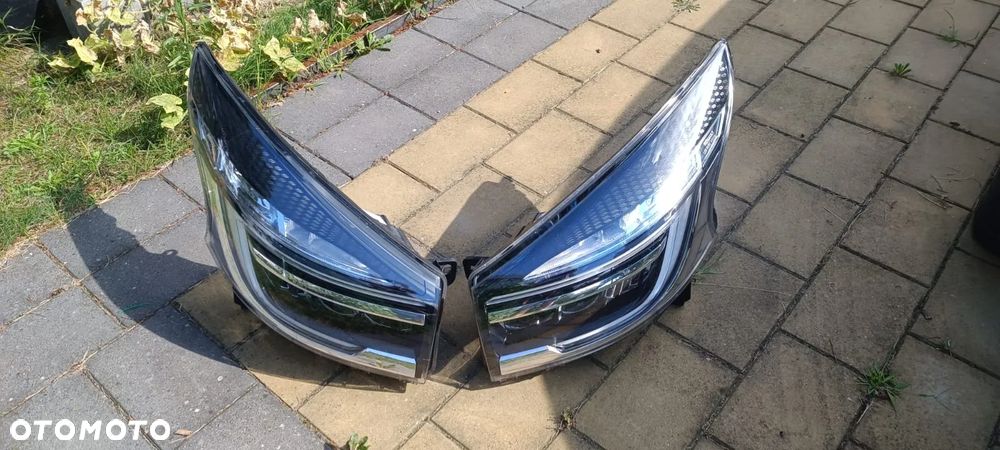 Kompletny przód Trafic Poliftowy na LED PURE VISION 2019- - 3