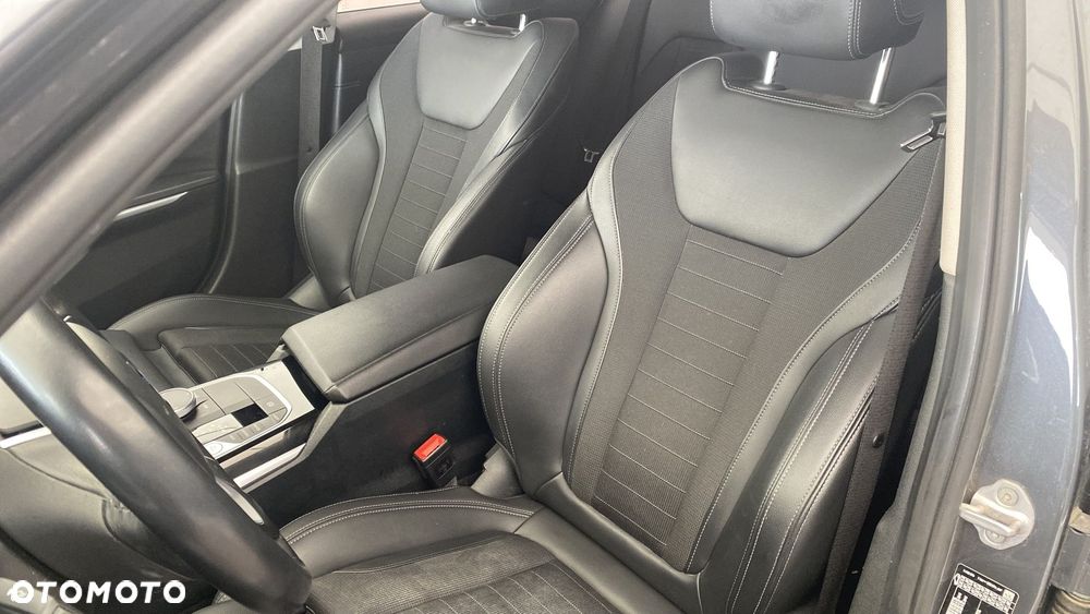 BMW Seria 3 318d Sport Line - 17