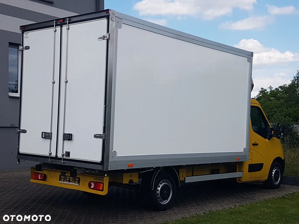 Renault MASTER KONTENER 8EP 4,21x2,23x2,22 KLIMA KRAJOWY MANUAL  6-BIEGÓW - 4