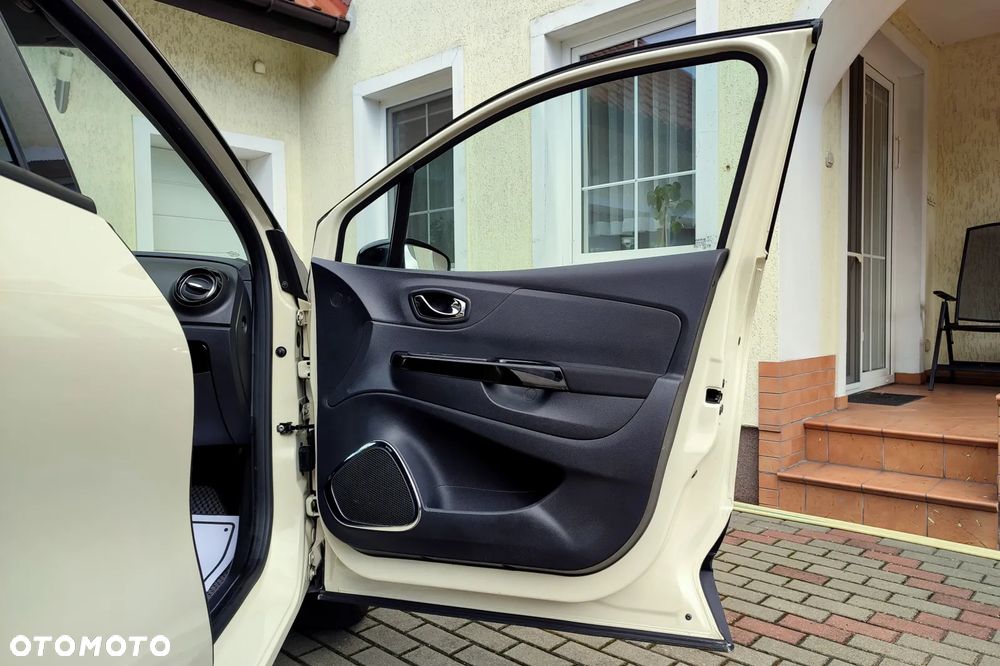 Renault Captur ENERGY TCe 120 EDC LIMITED - 13