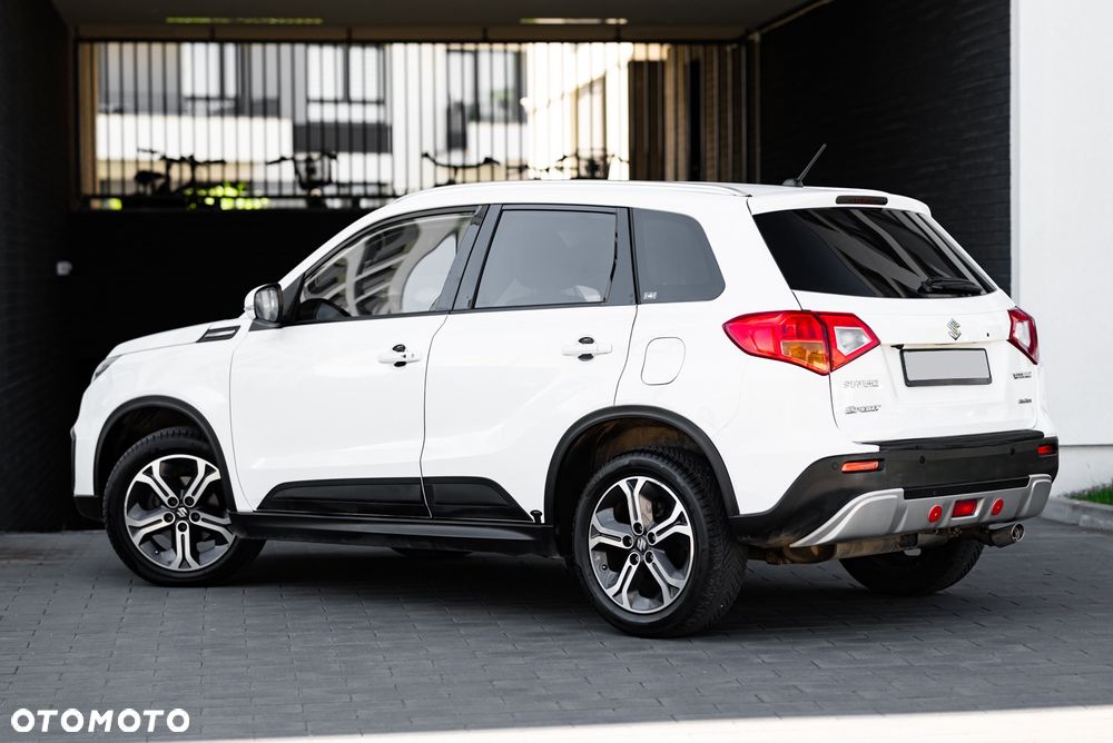 Suzuki Vitara - 11