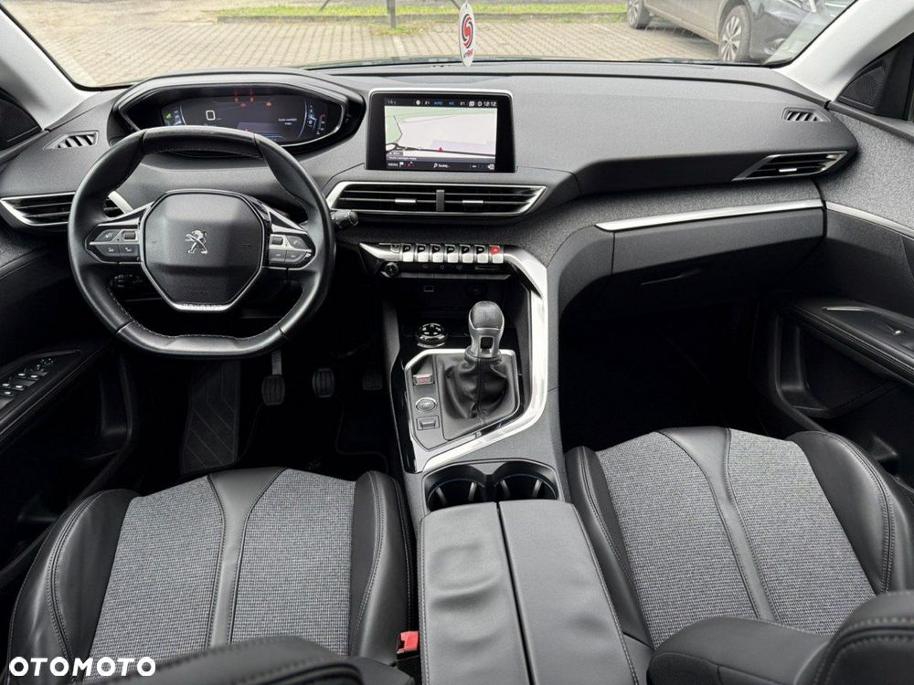 Peugeot 5008 BlueHDI 130 Allure - 16
