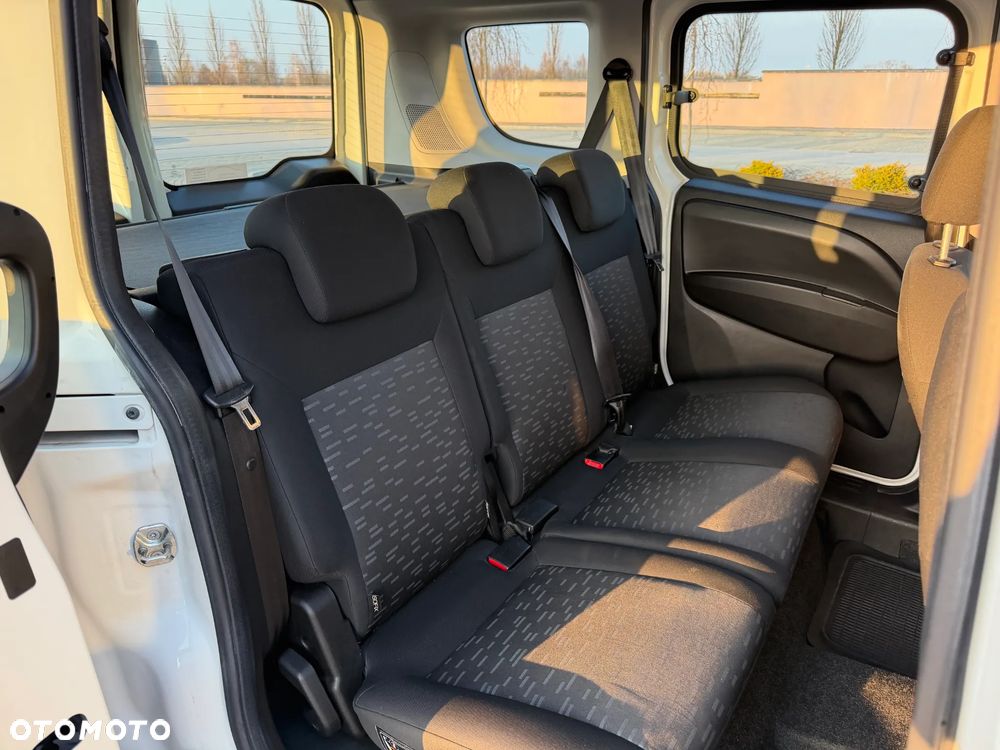 Opel Combo 1.6 CDTI Enjoy - 17