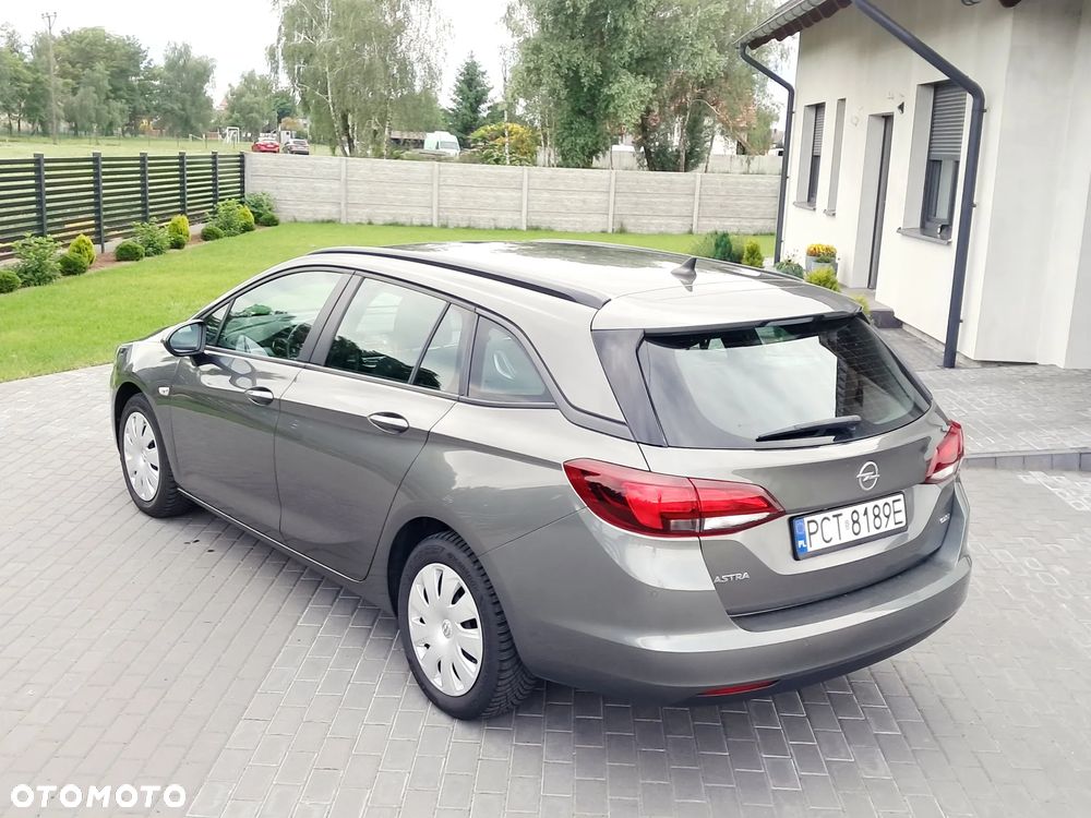Opel Astra 1.6 CDTI Cosmo - 6