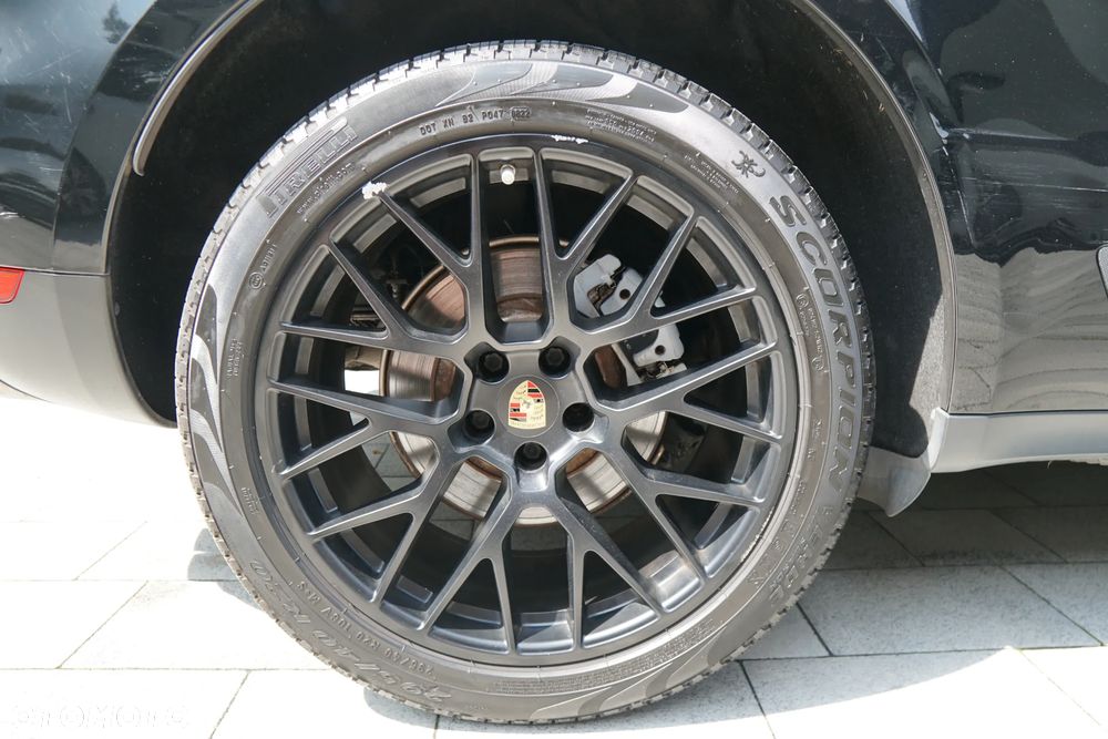 Porsche Macan - 26