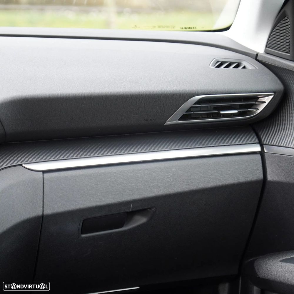 Peugeot 3008 PureTech 130 Stop & Start GPF Active Pack - 17