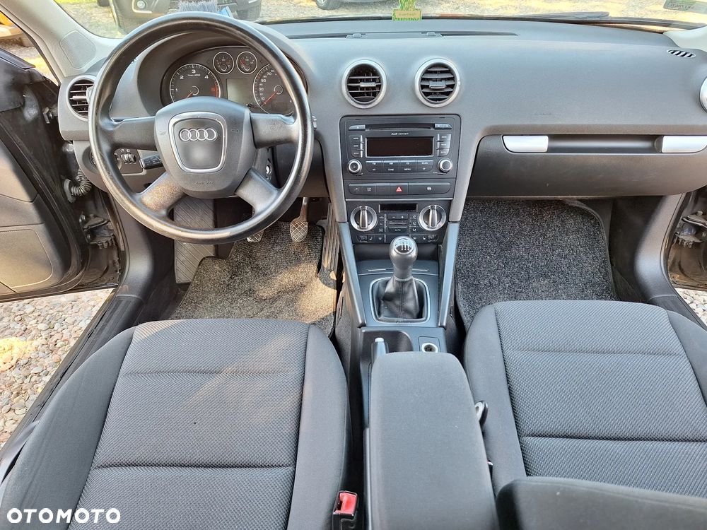 Audi A3 Sportback 2.0 TDI DPF Attraction - 9