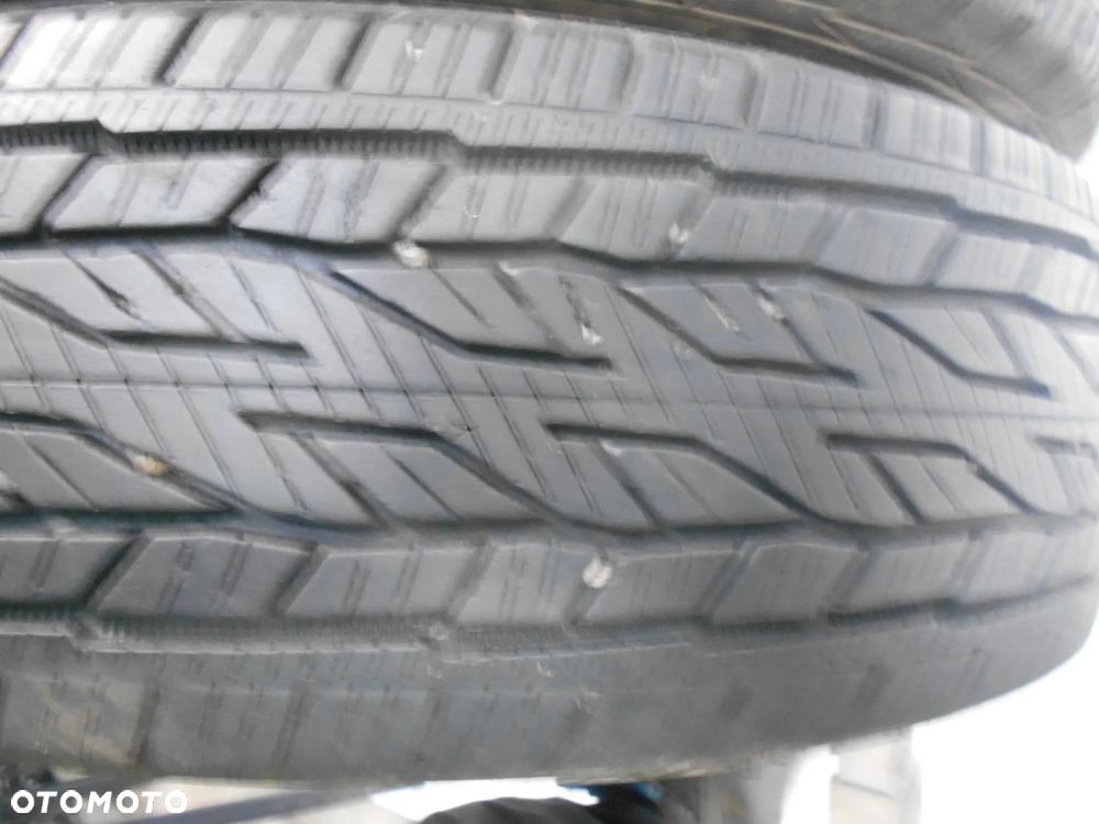 OPONY 225/65R17 CONTINENTAL CONTI CROSS CONTACT LX2 DOT  2716 8MM - 3