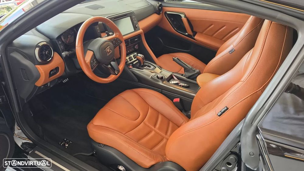 Nissan GT-R Prestige Edition - 7