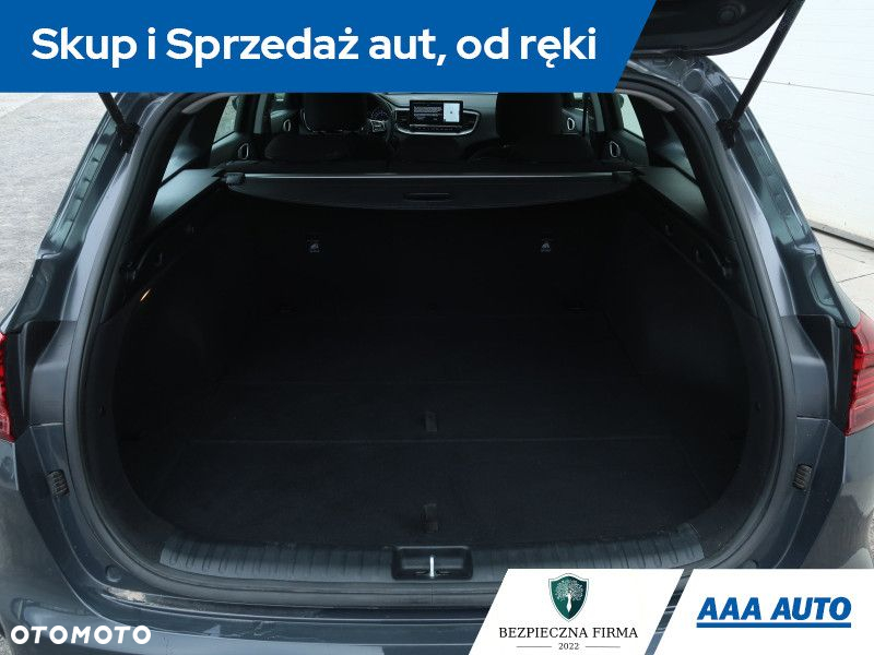 Kia Ceed - 14