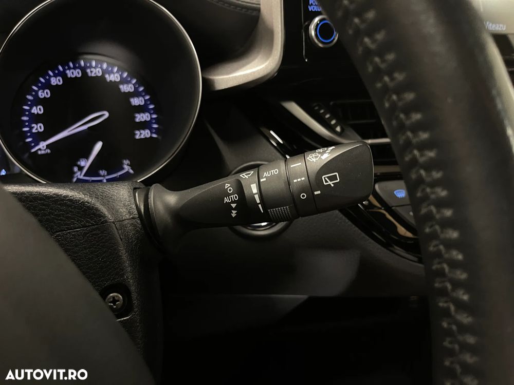 Toyota C-HR Business-Edition - 23