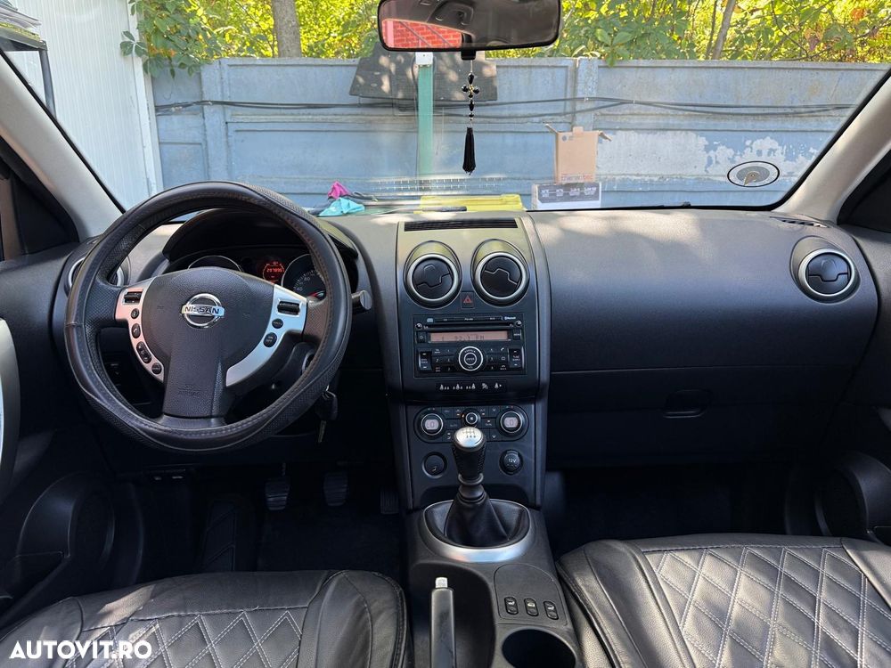 Nissan Qashqai+2 - 5