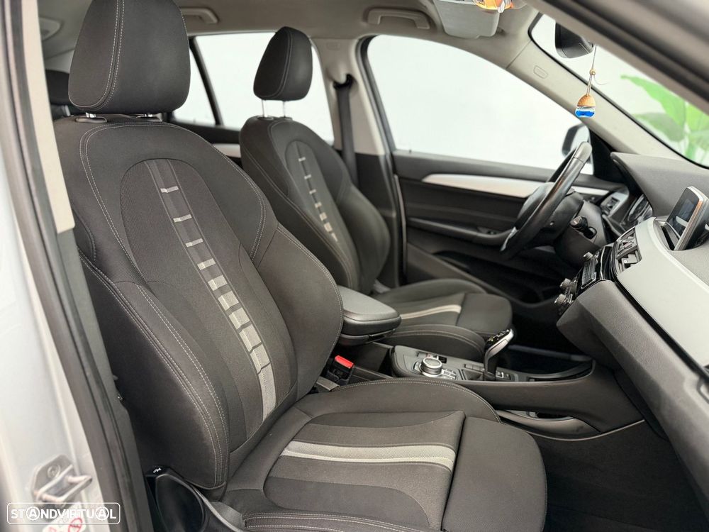 BMW X1 16 d sDrive Auto Line Sport - 6