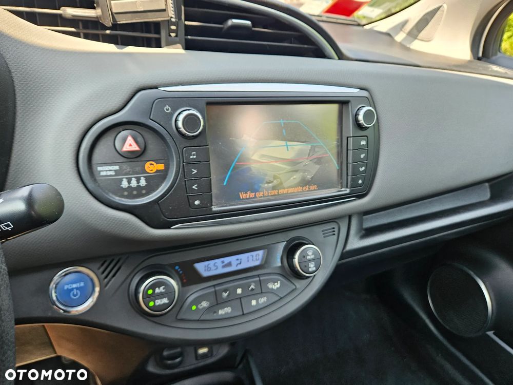 Toyota Yaris 1.5 VVT-i Comfort - 14