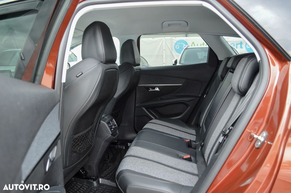 Peugeot 3008 1.5 BlueHDI 130 S&S EAT8 Allure - 28